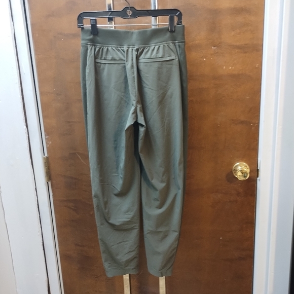 - Athleta joggers a Women's pants - Picture 3 of 6